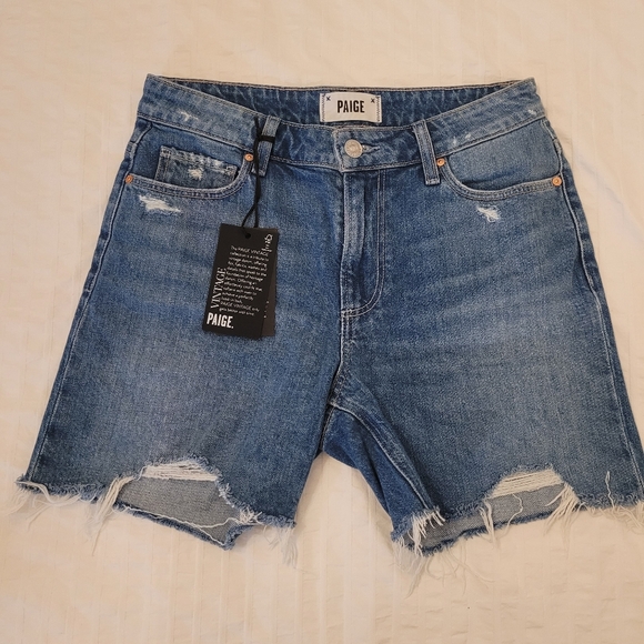 PAIGE Pants - Paige High Rise Vintage Cut Off Short Sz 25 NWT